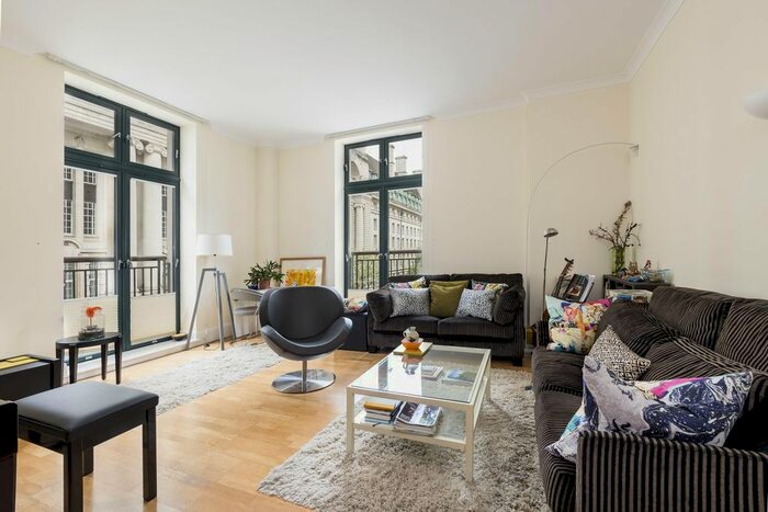 2 Bedroom Flat To Rent In Forum Magnum Square, Waterloo, London, SE1