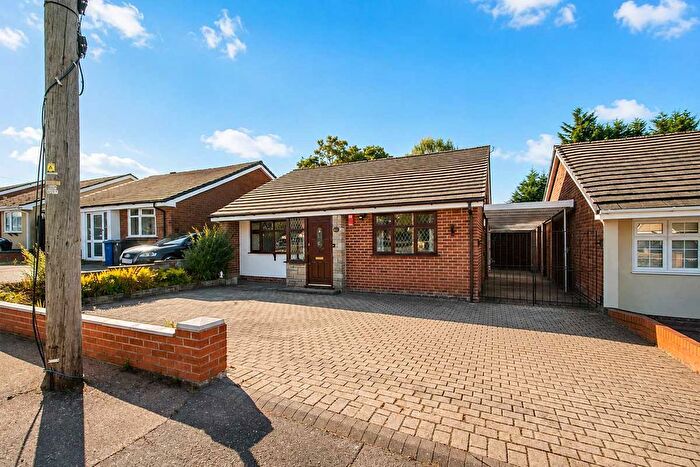 3 Bedroom Detached Bungalow For Sale In Brooklyn Road, Burntwood, WS7