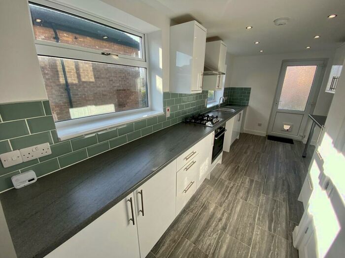 3 Bedroom House To Rent In Havenwood Rise, Clifton, NG11