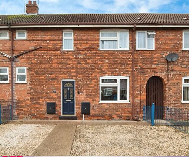 4 Bedroom Terraced House To Rent In Ellerby Grove, Hull, Yorkshire, HU9