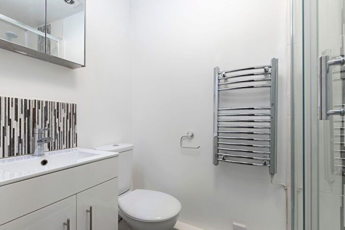 1 Bedroom Flat To Rent In Hewlett Road, Cheltenham, GL52