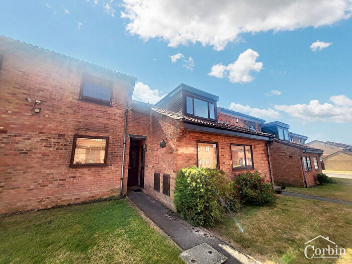 1 Bedroom Flat To Rent In Aspen Gardens, Poole, BH12