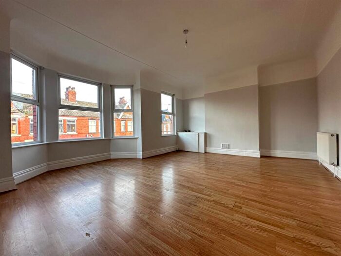 2 Bedroom Flat To Rent In Alpha Drive, Birkenhead, CH42
