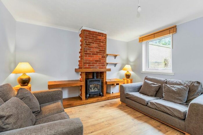 1 Bedroom Flat To Rent In Glenogle Road, Edinburgh, EH3