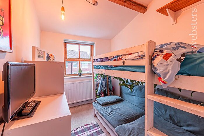 3 Bedroom Terraced House For Sale In Newmarket Street, Norwich, NR2