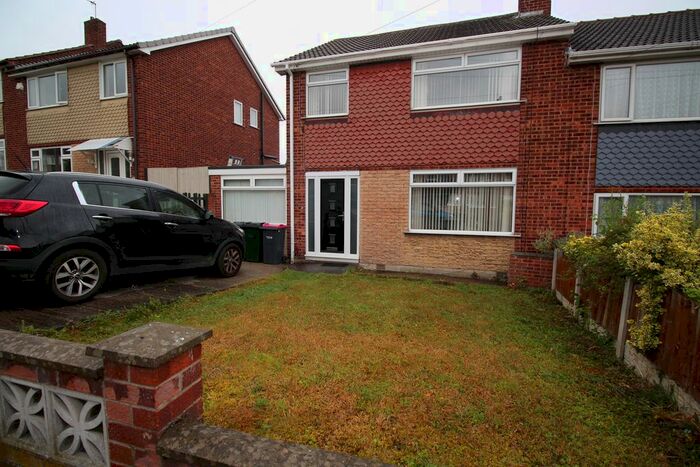 3 Bedroom Semi-Detached House To Rent In Thomas Street, Swinton, Mexborough, S64