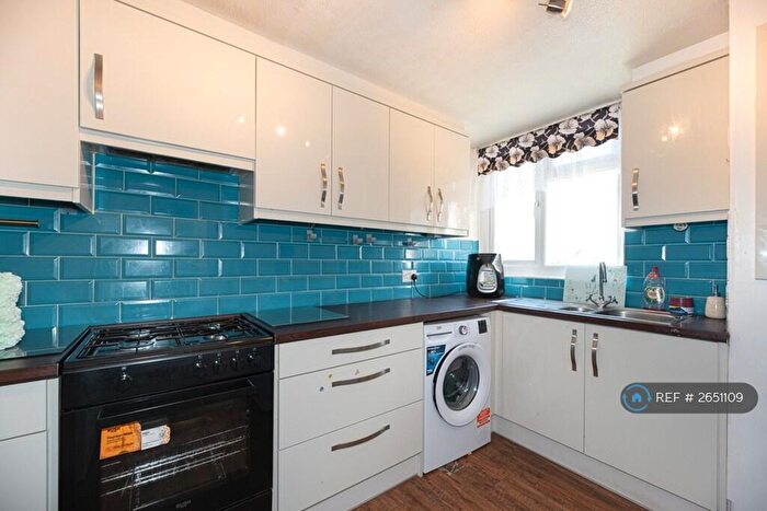 3 Bedroom Terraced House To Rent In Pimpernel Way, Romford, RM3