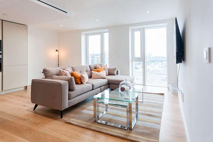 2 Bedroom Apartment To Rent In Ariel House, London Dock, Wapping, E1W