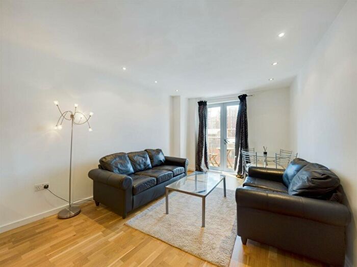 1 Bedroom Apartment For Sale In Santorini, Gotts Road, Leeds, LS12