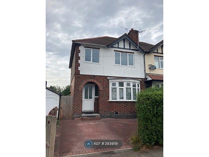 3 Bedroom Semi Detached House To Rent In Oaklands Avenue, Derby, DE23