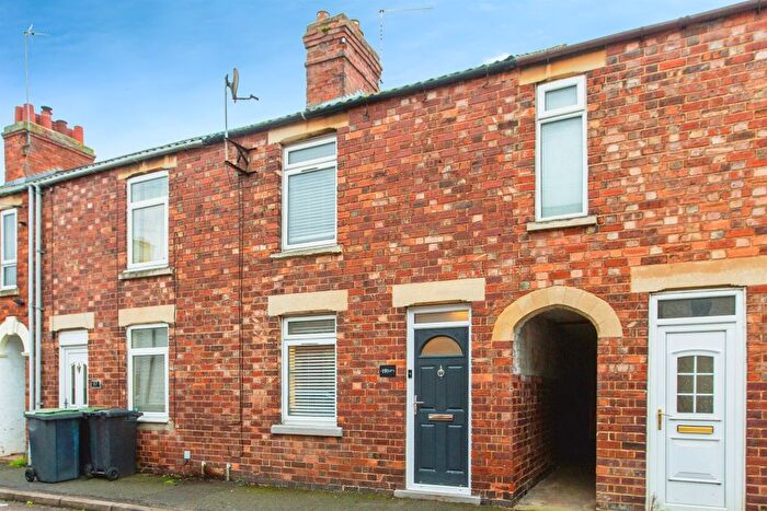 2 Bedroom Maisonette For Sale In Halford Street, Thrapston, Kettering, NN14