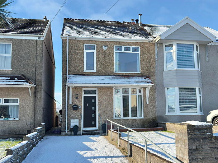 3 Bedroom Semi Detached House For Sale In Middle Road, Gendros, Swansea, SA5