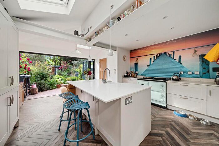 3 Bedroom Terraced House For Sale In Babbacombe Road, Bromley, BR1