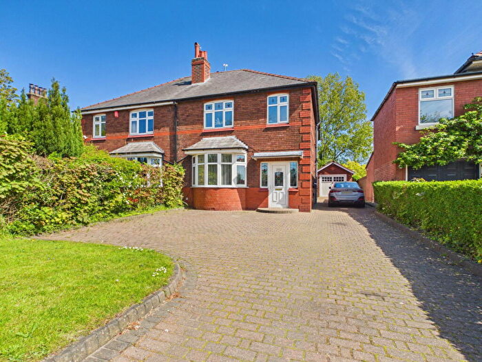 4 Bedroom Semi-Detached House For Sale In Liverpool Road South, Burscough, L40