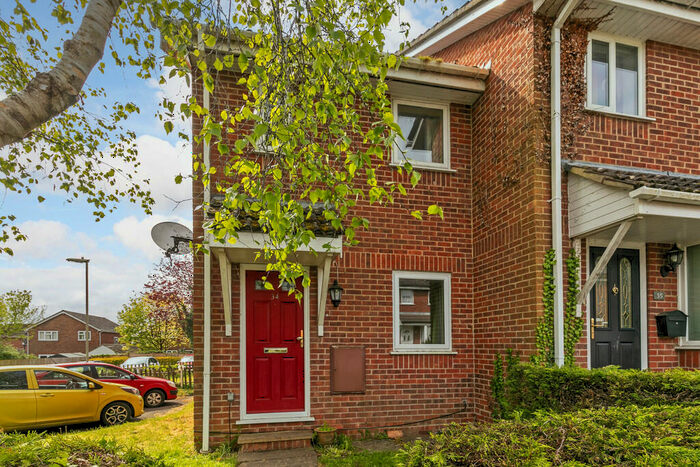 2 Bedroom End Of Terrace House For Sale In Blackthorn Close, South Wonston, SO21