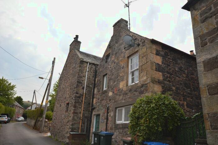 2 Bedroom Detached House To Rent In Kirkwynd, Perthshire, Abernethy, PH2