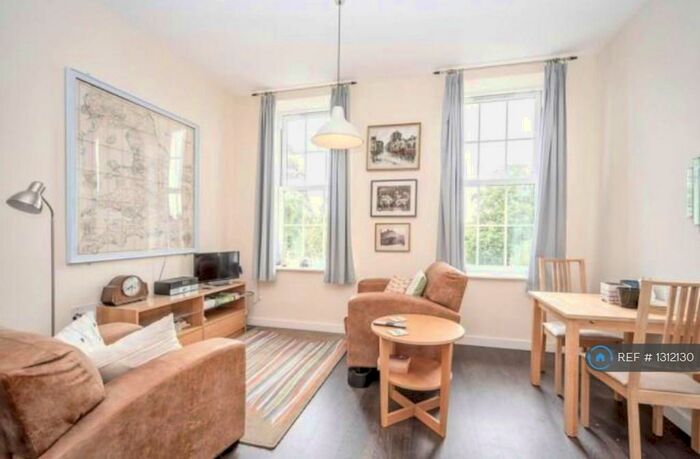 2 Bedroom Flat To Rent In Shorts Building, Shortstown, Bedford, MK42