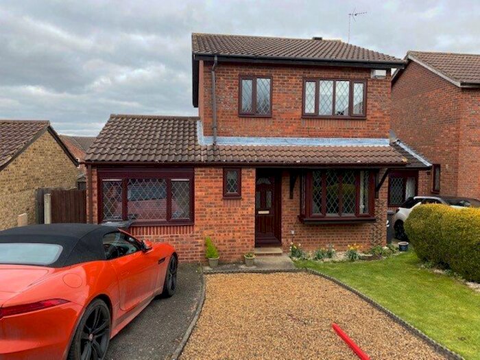 3 Bedroom Property To Rent In Brampton Close, Wellingborough NN8