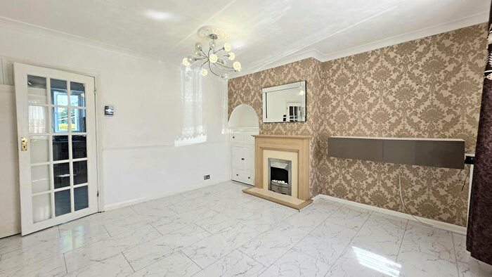 3 Bedroom House To Rent In Shamrock Road, Gravessend, DA12
