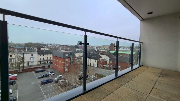 2 Bedroom Apartment To Rent In Empress Heights, Southampton, SO14