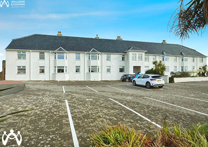 Apartment For Sale In Lon Isallt, Trearddur Bay, LL65