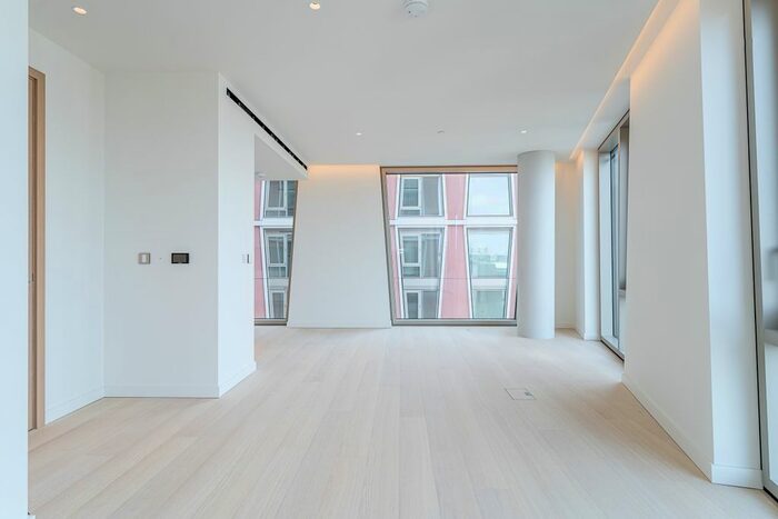 2 Bedroom Flat To Rent In The Broadway, Orchard Place, Westminster, SW1H
