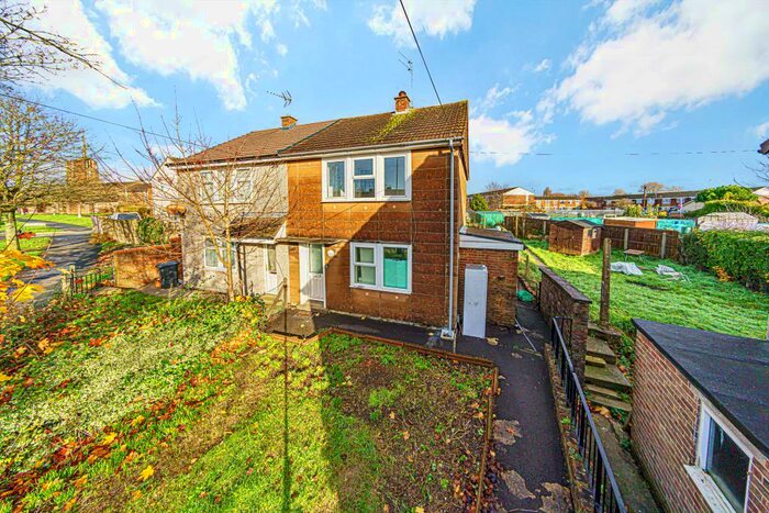 2 Bedroom Semi-Detached House To Rent In Penhill Drive, SN2