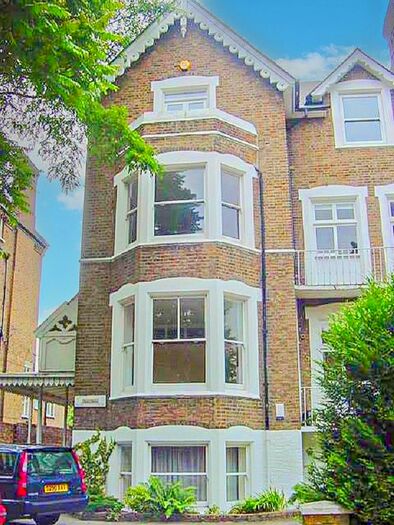 2 Bedroom Flat To Rent In Kew Road, Kew, Richmond, TW9