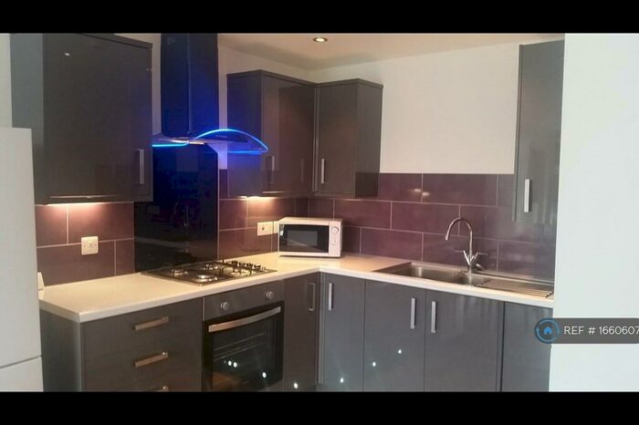 1 Bedroom Flat To Rent In Ashley House, Bristol, BS2