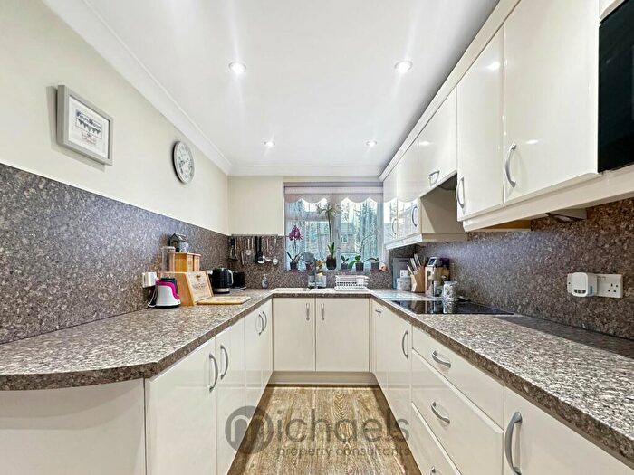 4 Bedroom Detached House For Sale In Melbourne Chase, Colchester, CO2
