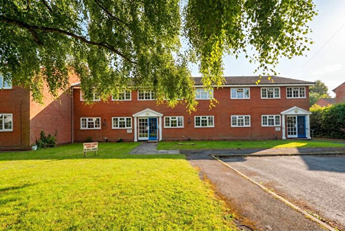 2 Bedroom Flat For Sale In Shenstone Court, Lawford Grove, Shirley, B90