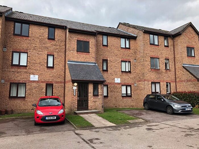 1 Bedroom Flat To Rent In Gartons Close, Ponders End, Enfield, EN3