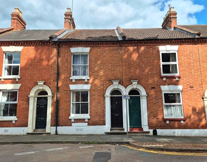 2 Bedroom Terraced House To Rent In Alexandra Road, Northampton, NN1