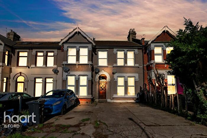 1 Bedroom Flat For Sale In Ashgrove Road, Ilford, IG3