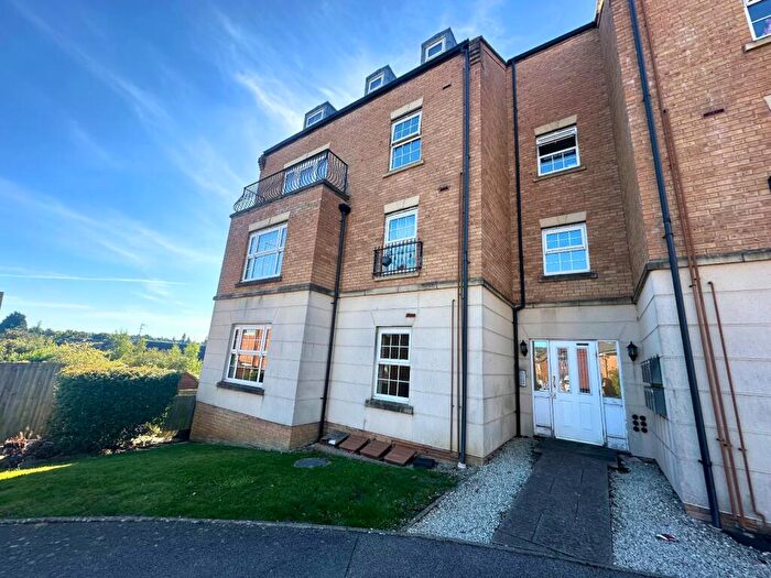 2 Bedroom Apartment To Rent In Stowe Drive, Rugby, CV22