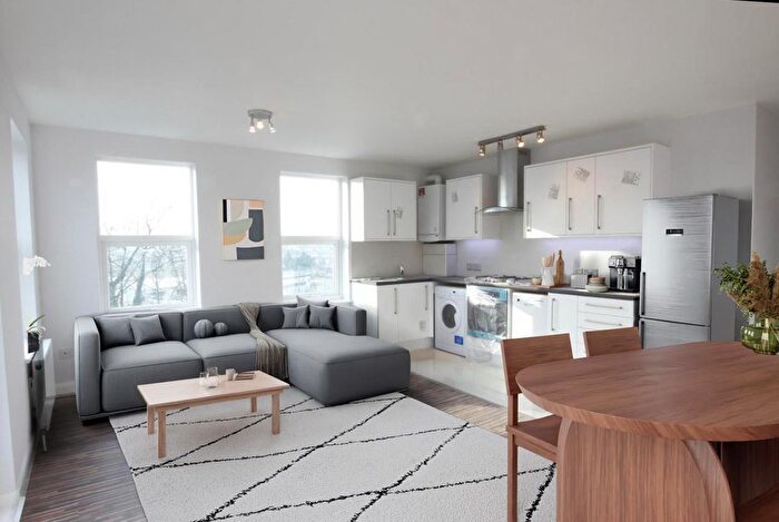 2 Bedroom Flat To Rent In Horn Lane, Acton, W3