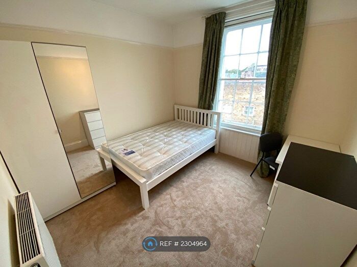 2 Bedroom Flat To Rent In Bath Street, Leamington Spa, CV31