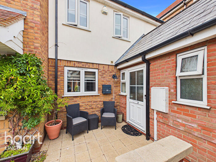 2 Bedroom Terraced House For Sale In Park Lane, Burton Waters, LN1