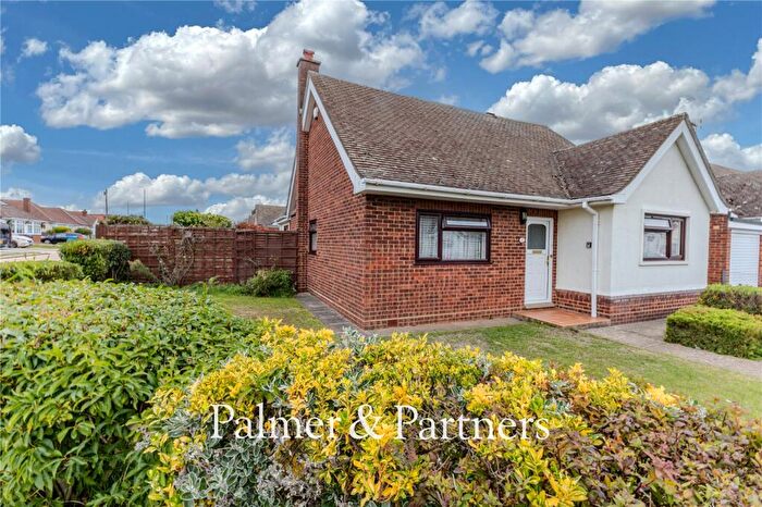 3 Bedroom Bungalow For Sale In Winfrith Road, Ipswich, Suffolk, IP3