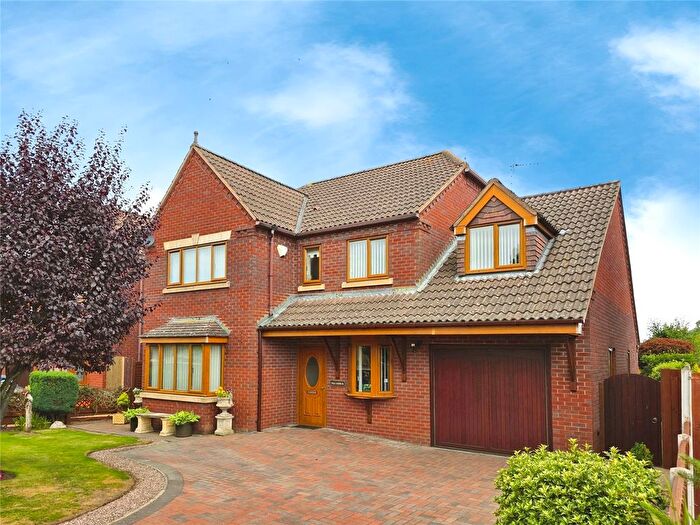 5 Bedroom Detached House For Sale In Queens Meadow, Queens Head, Oswestry, Shropshire, SY11