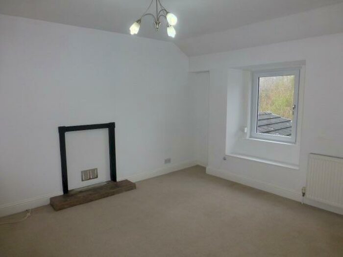 2 Bedroom Apartment To Rent In Lesmahagow Road, Strathaven, ML10