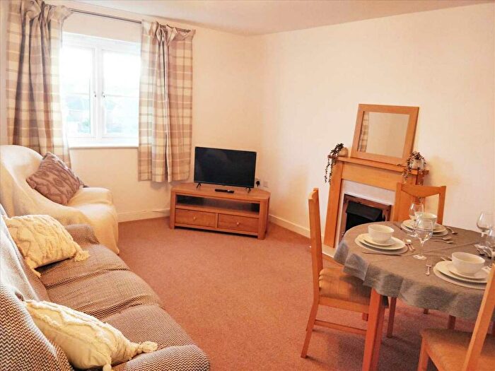 2 Bedroom Apartment To Rent In Berkley House, Chesterfield, S40