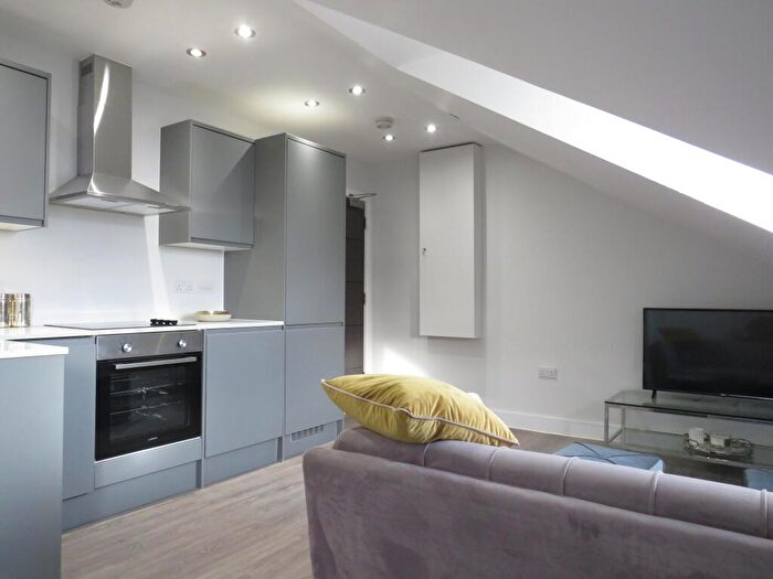 1 Bedroom Flat To Rent In Church Street, Yeovil, BA20