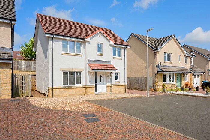 4 Bedroom Detached House For Sale In North Urqhuart Place, Dunfermline, KY12