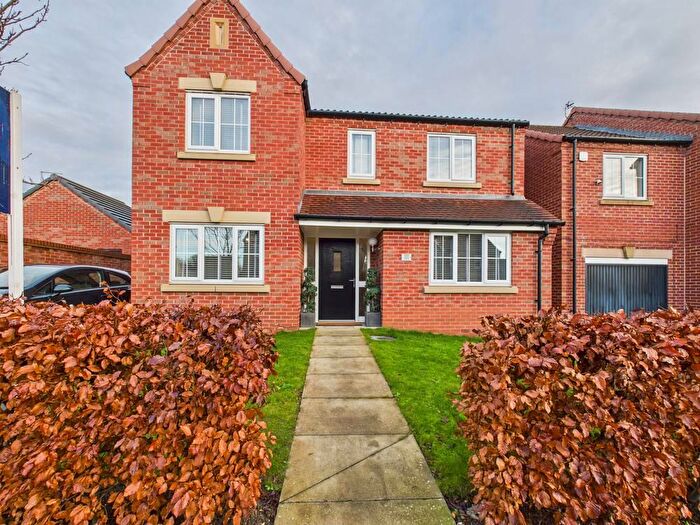 4 Bedroom Detached House For Sale In Oxland Drive, Hull, HU8