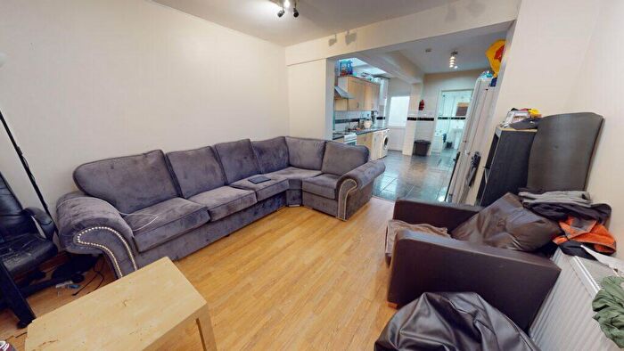 6 Bedroom House To Rent In Hubert Road, Selly Oak, B29