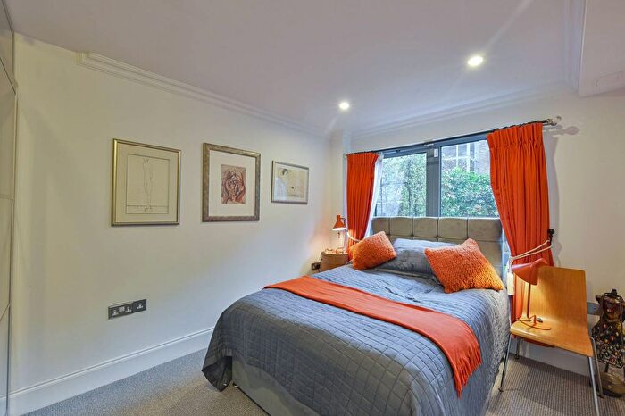1 Bedroom Flat For Sale In Elbe Street, Fulham, London, SW6