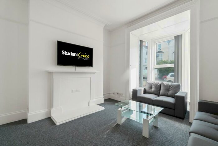 6 Bedroom Terraced House To Rent In Headland Park, Plymouth, Devon, PL4