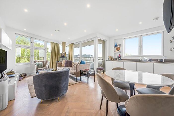 2 Bedroom Flat To Rent In Copper House, Market Road, N7