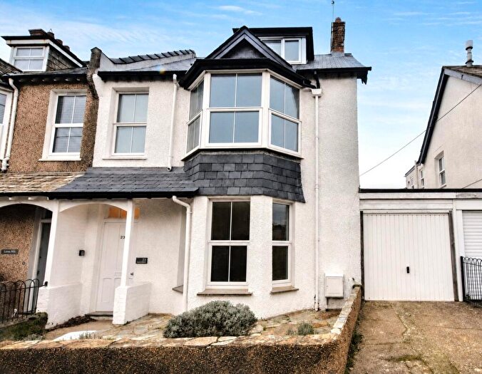 5 Bedroom Semi-Detached House For Sale In Killerton Road, Bude, Cornwall, EX23